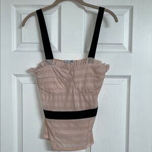 Fashion Nova Stylish Women's Top with Black Straps